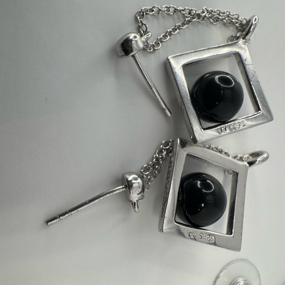 925 Silver and Black Geometric modernist Drop Earrings - Picture 6 of 8